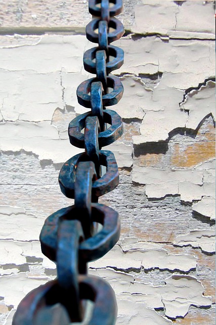 Install Privacy Slats on Chain Link Fences: A Comprehensive Guide for Barrie Residents (Fence Right Inc)