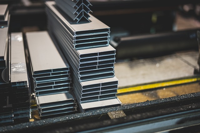 Siding Oakville: Is Studio Aluminum the Right Choice for Your Home?