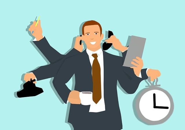 property-management-640x480-37557874.jpeg