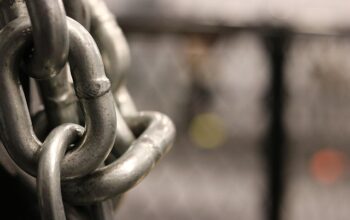 chain-link-fence-in-barrie-640x480-61868395.jpeg