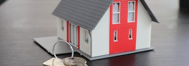 property-management-640x480-61400219.jpeg