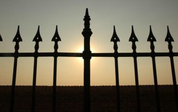 ornamental-iron-fence-collingwood-640x480-20036608.jpeg