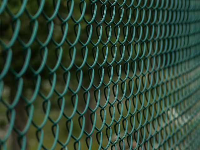 Secure Entrances: Fence Right Inc’s Durable Gates for Ontario Farms